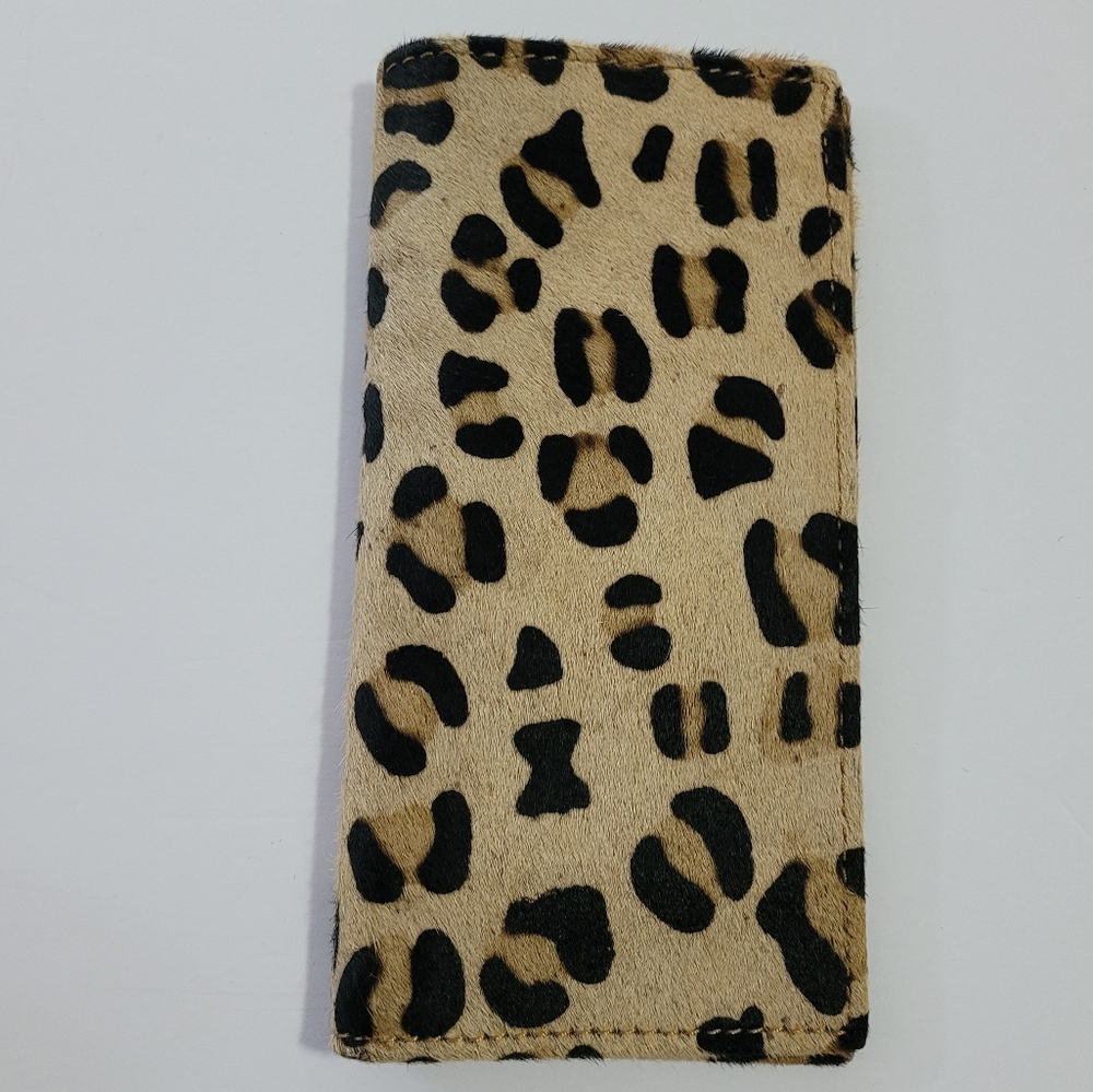 Leopard Leather Wallet in Good Preloved Condition No Brand